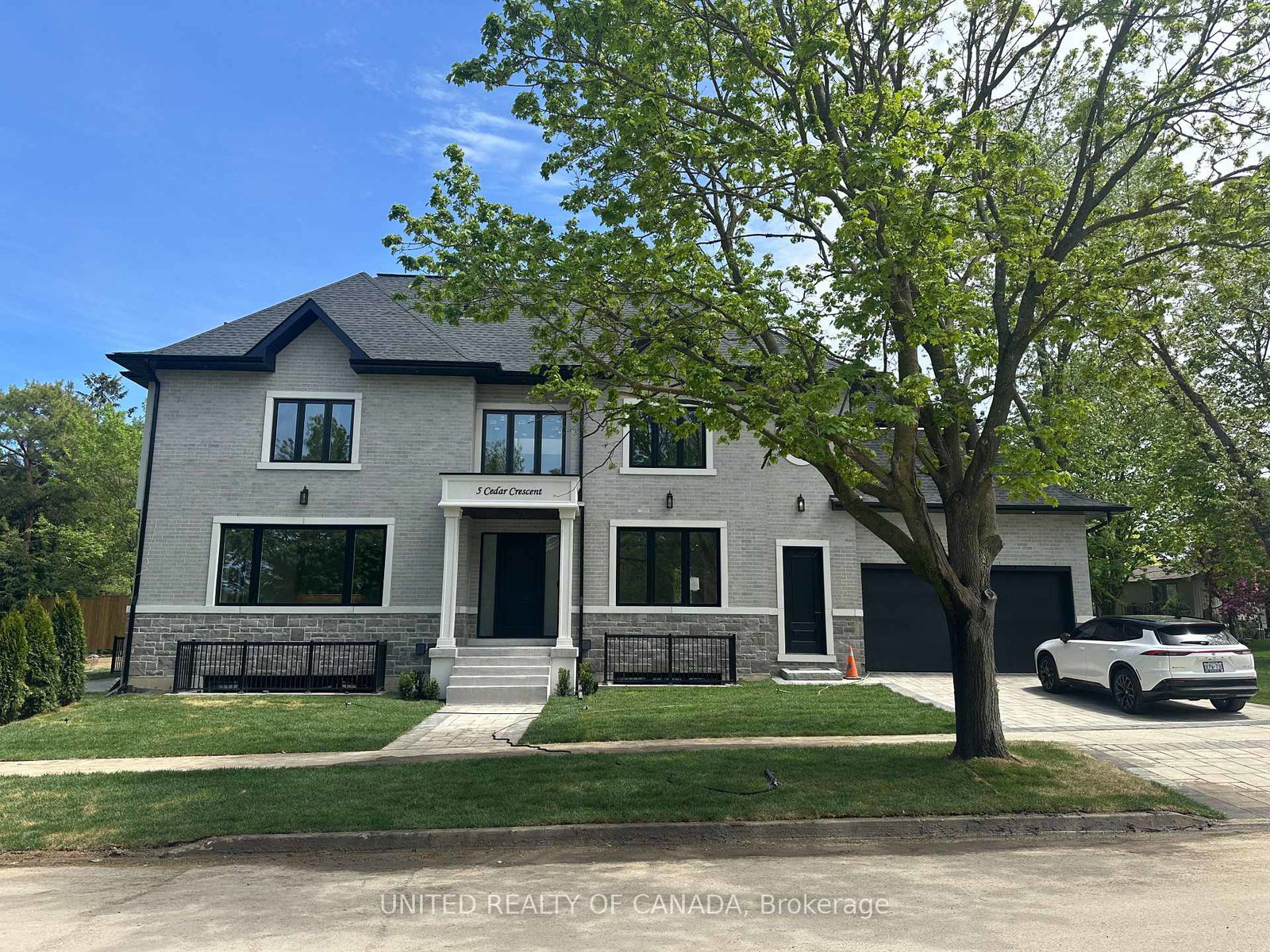5-cedar-crescent-aurora-ontario-n13173210