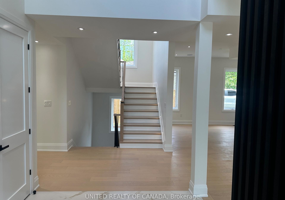 5-cedar-crescent-aurora-ontario-n13173210