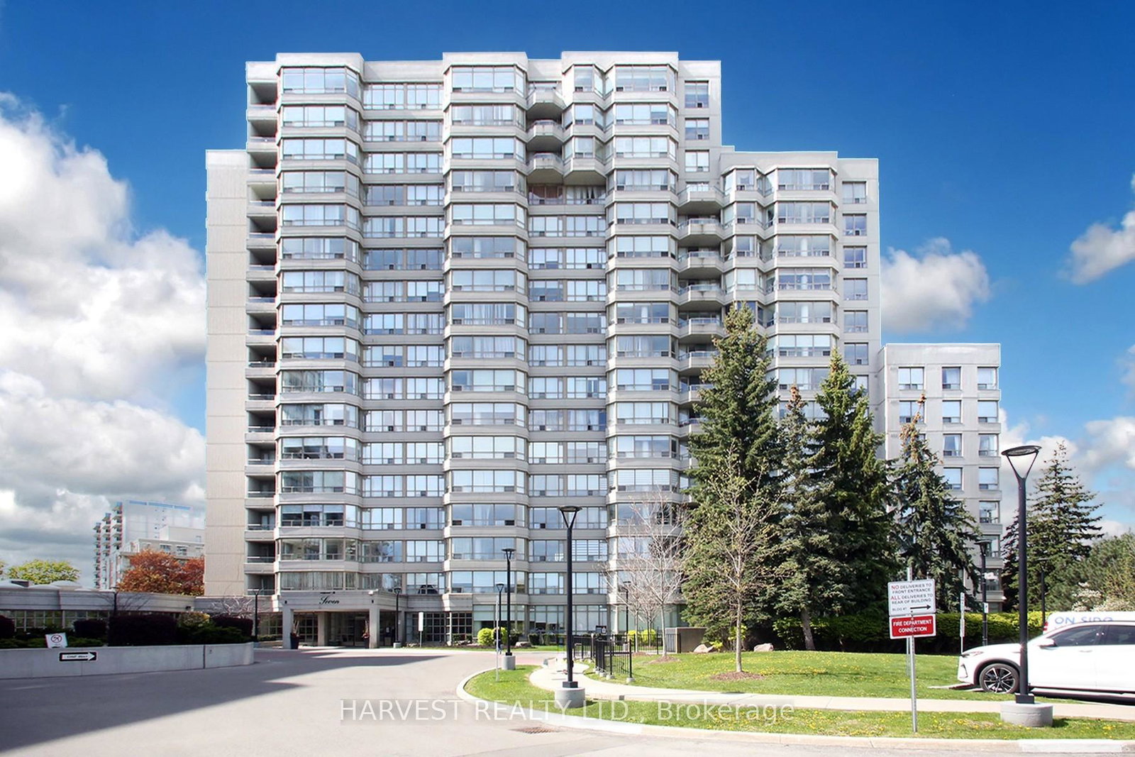 7-townsgate-drive-vaughan-ontario-n13173594