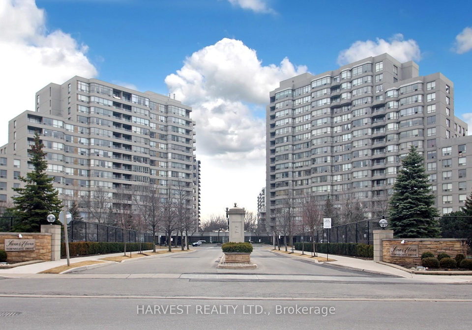 7-townsgate-drive-vaughan-ontario-n13173594