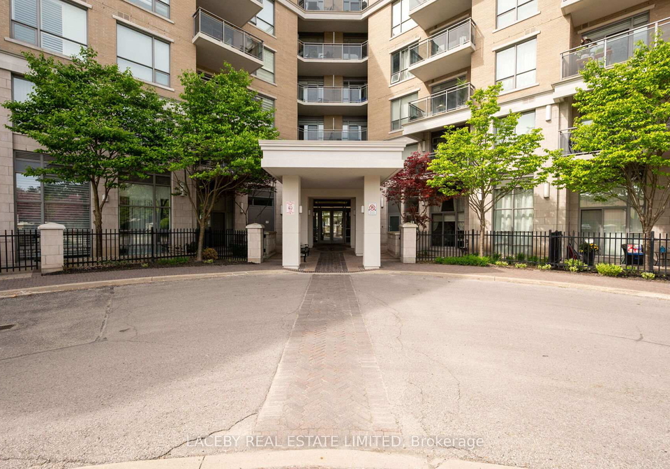 111-civic-square-gate-aurora-ontario-n13173610