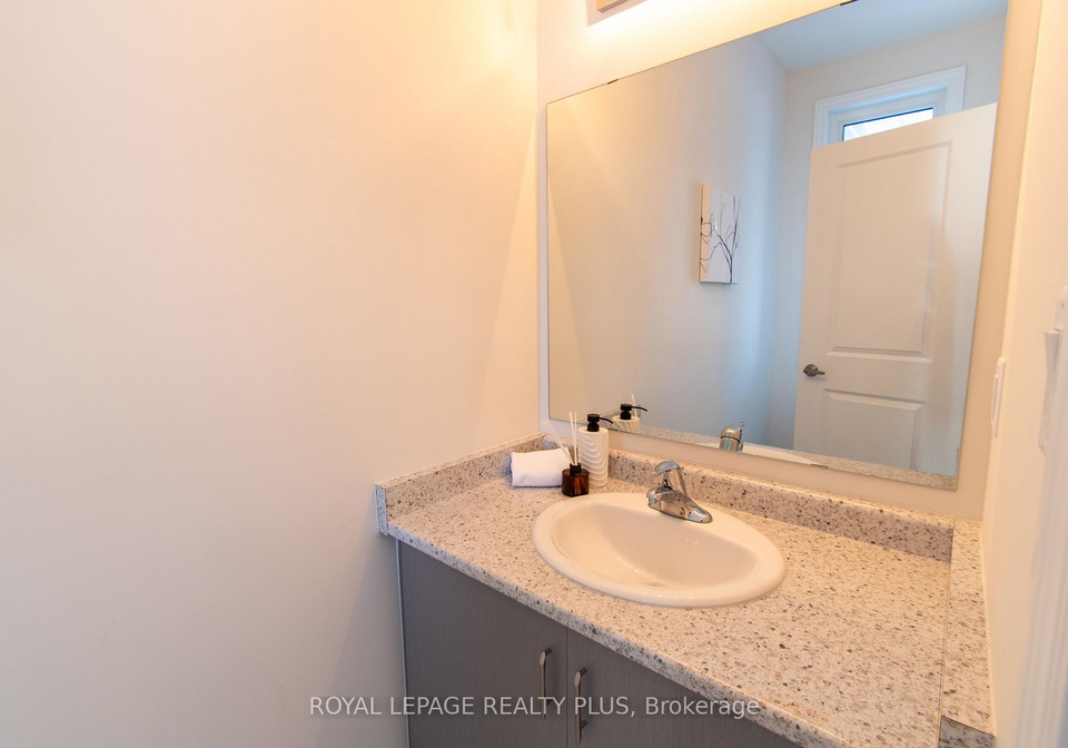 147-dovedale-drive-georgina-ontario-n13174020