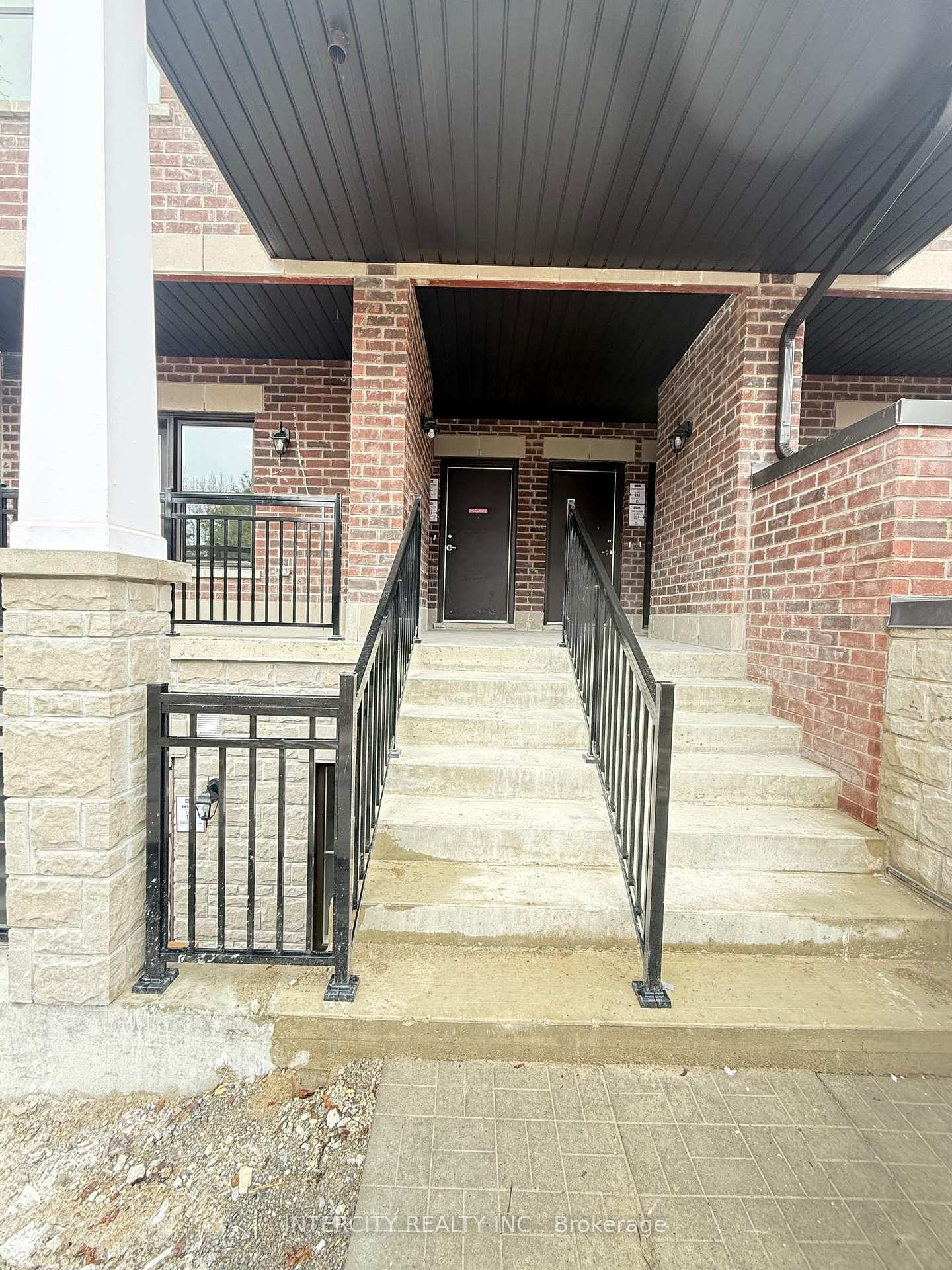 11115100-yonge-street-aurora-ontario-n13174078