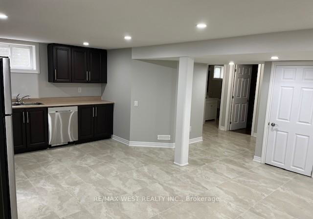 10-testa-street-east-gwillimbury-ontario-n13174344