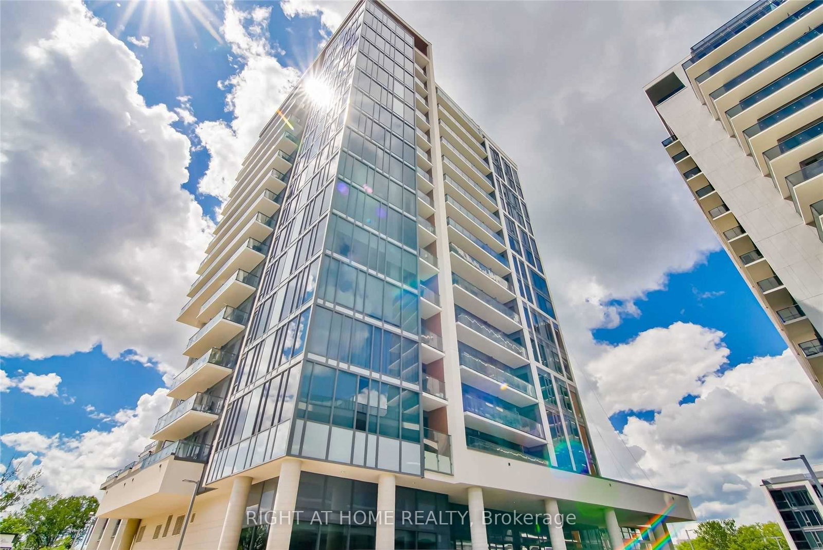 9816-yonge-street-richmond-hill-ontario-n13175252