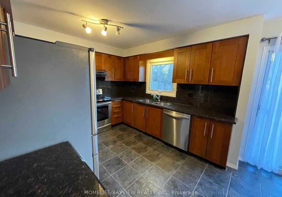 128-heathwood-heights-drive-aurora-ontario-n13175336