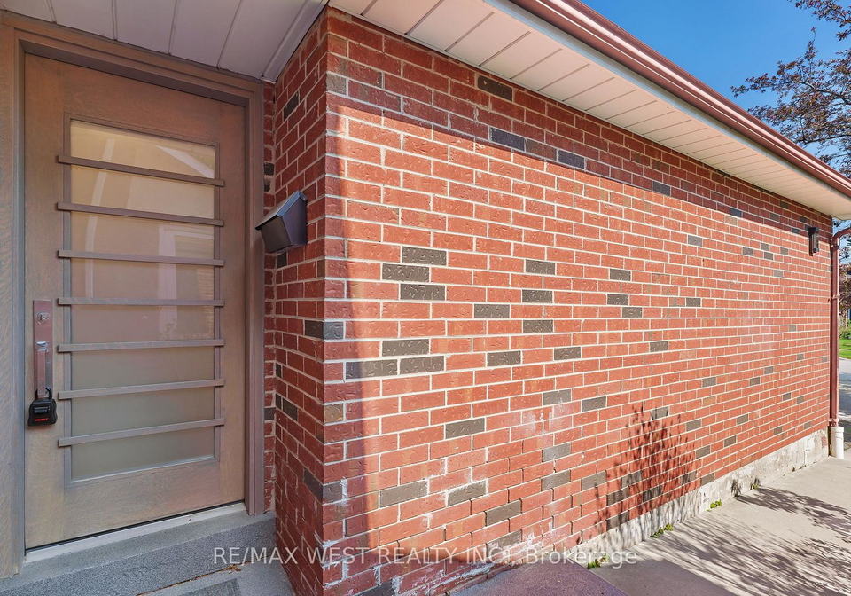 48-gray-crescent-richmond-hill-ontario-n13175354