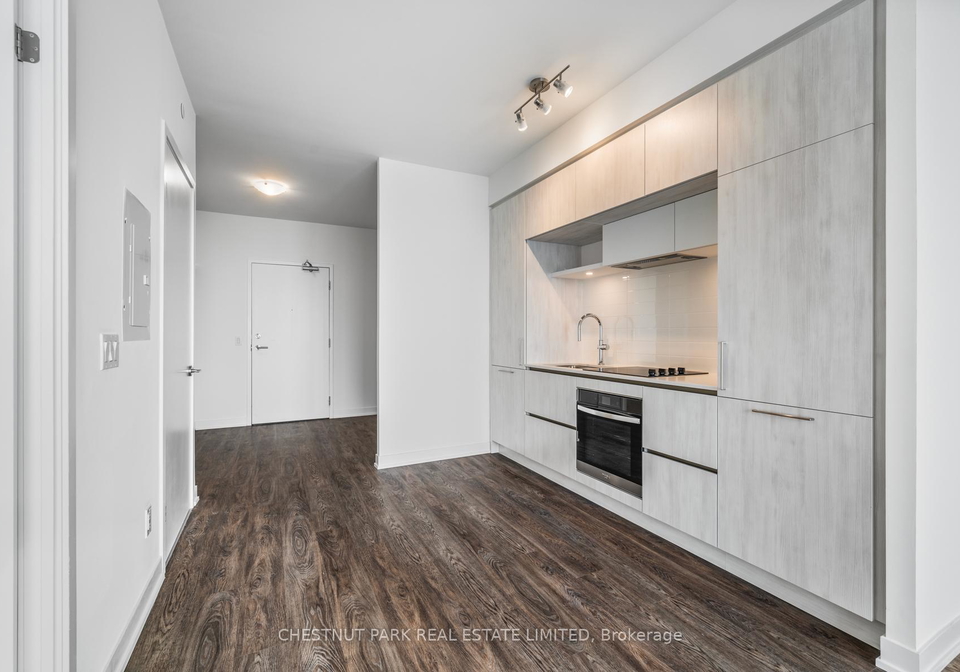 2-david-eyer-road-richmond-hill-ontario-n13175478