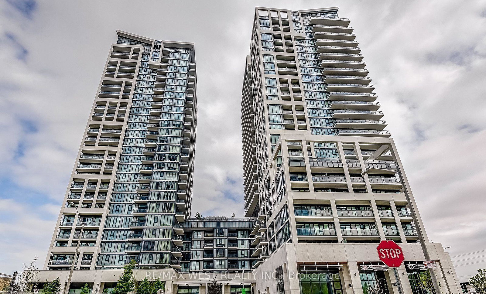 9000-jane-street-vaughan-ontario-n13175926