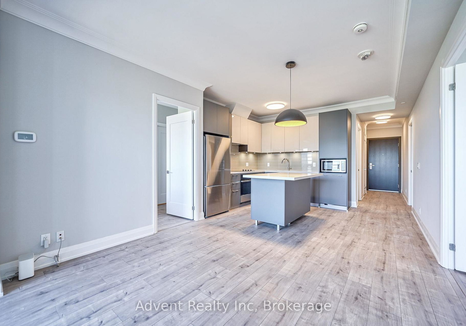 18-water-walk-drive-markham-ontario-n13176108