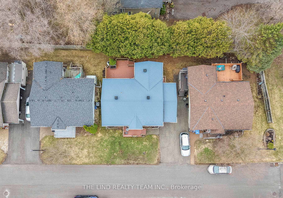 272-jeff-smith-court-newmarket-ontario-n13176812