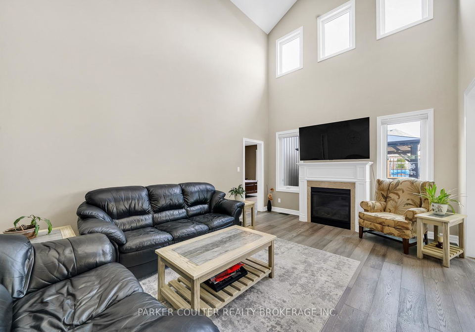 9-mount-crescent-essa-ontario-n13176856