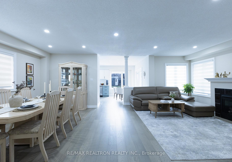 42-linda-margaret-crescent-richmond-hill-ontario-n13176936