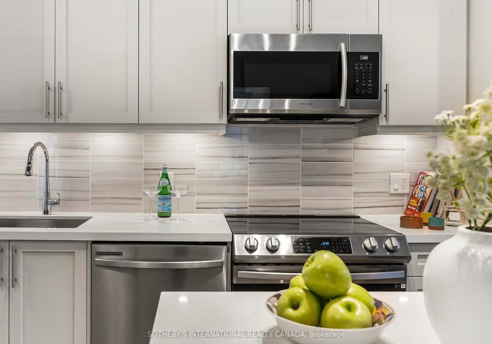 95-oneida-crescent-richmond-hill-ontario-n13177364