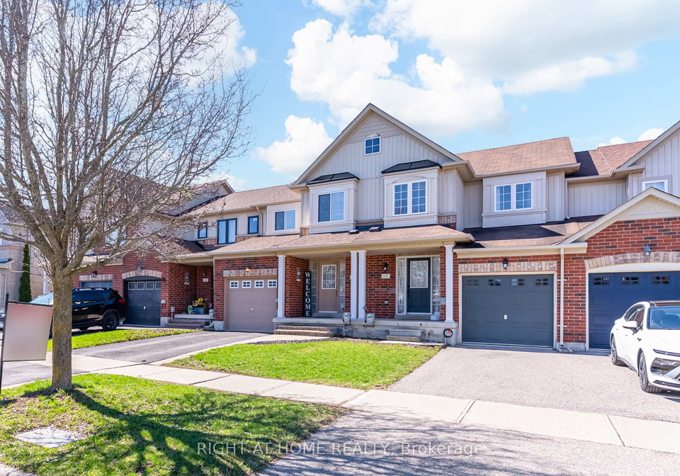 105-hammill-heights-east-gwillimbury-ontario-n13178092