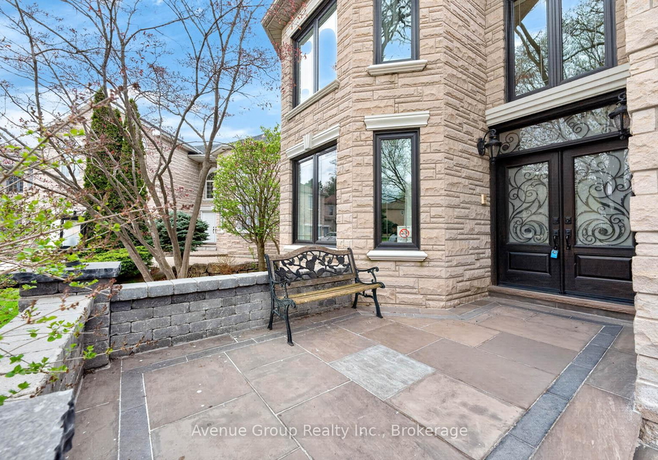 21-palace-court-richmond-hill-ontario-n13178316