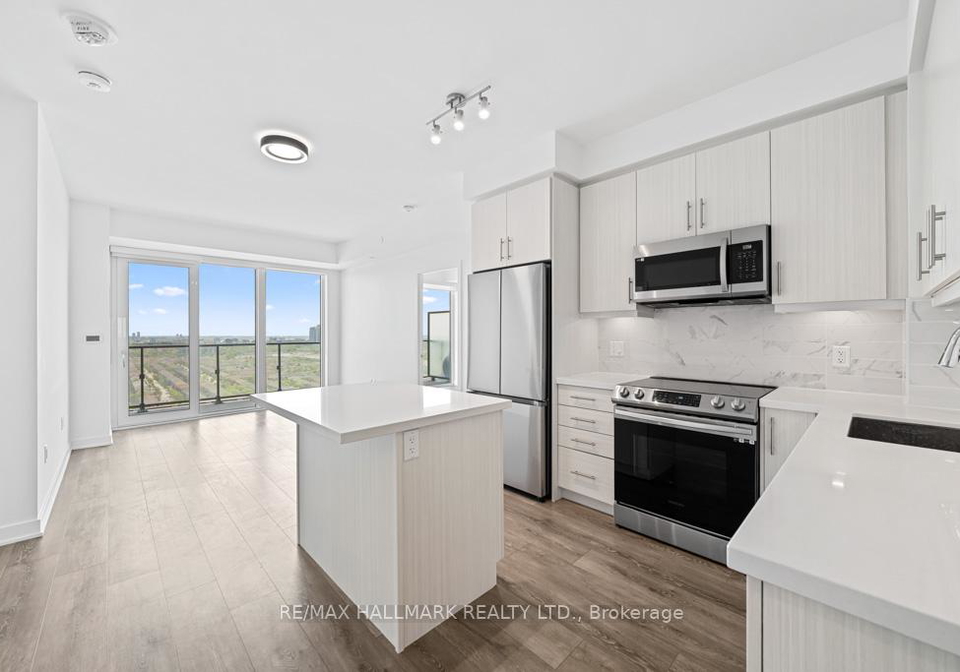 105-oneida-crescent-richmond-hill-ontario-n13178818