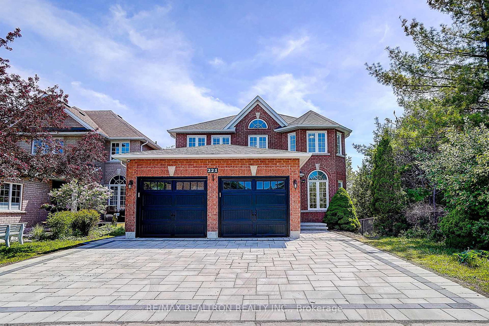 221-humberland-drive-richmond-hill-ontario-n13181810