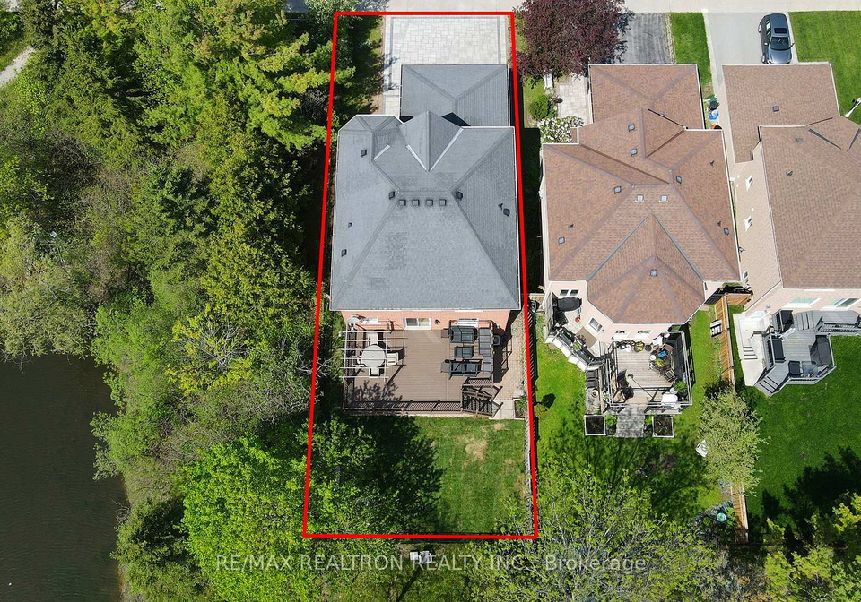 221-humberland-drive-richmond-hill-ontario-n13181810