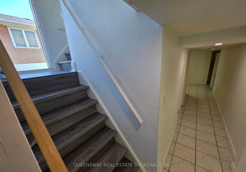 189-cherrywood-drive-newmarket-ontario-n13184028