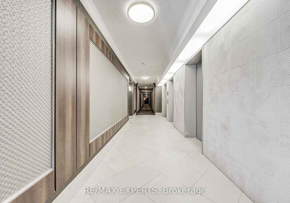 11-townsgate-drive-vaughan-ontario-n13185252