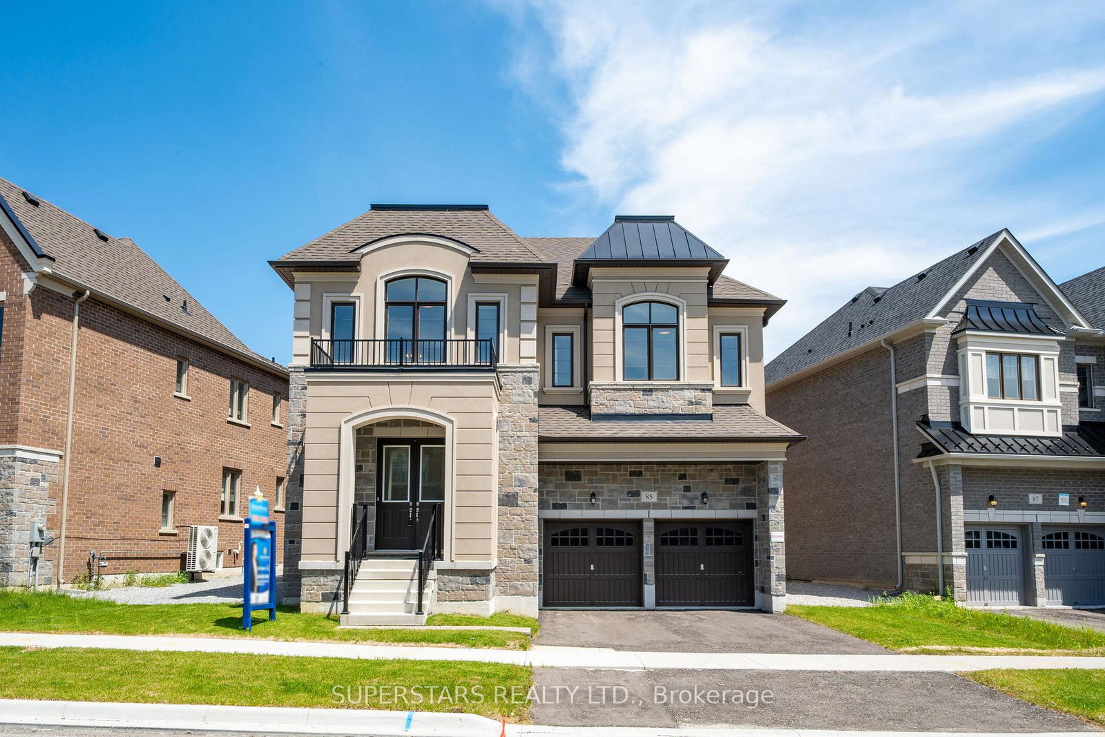 85-current-drive-richmond-hill-ontario-n13187300