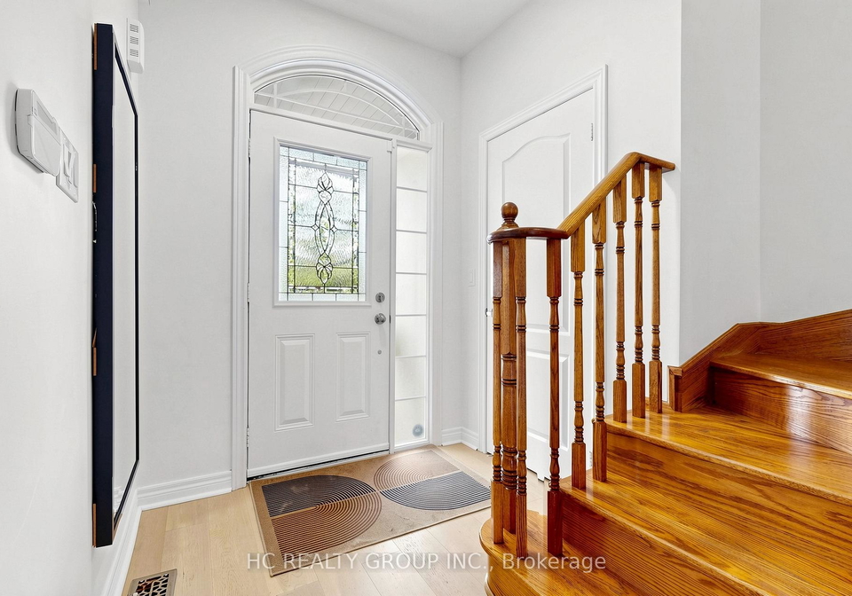 465-woodspring-avenue-newmarket-ontario-n13187978