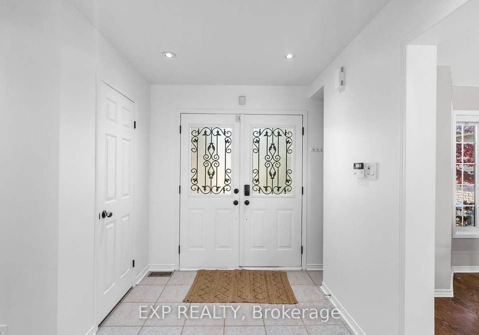 18-fox-run-lane-bradford-west-gwillimbury-ontario-n13188226