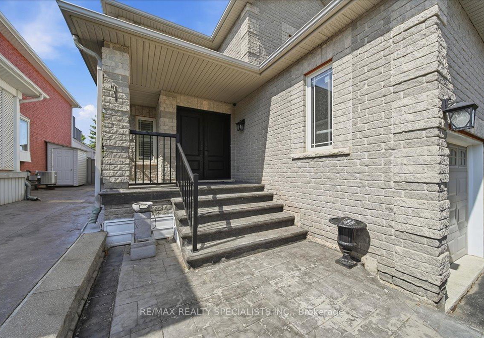 46-wyman-crescent-bradford-west-gwillimbury-ontario-n13189056