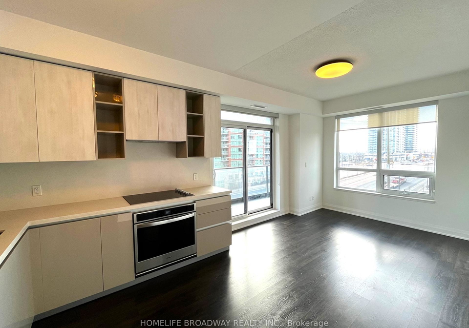 398-highway-7-e-richmond-hill-ontario-n13194094