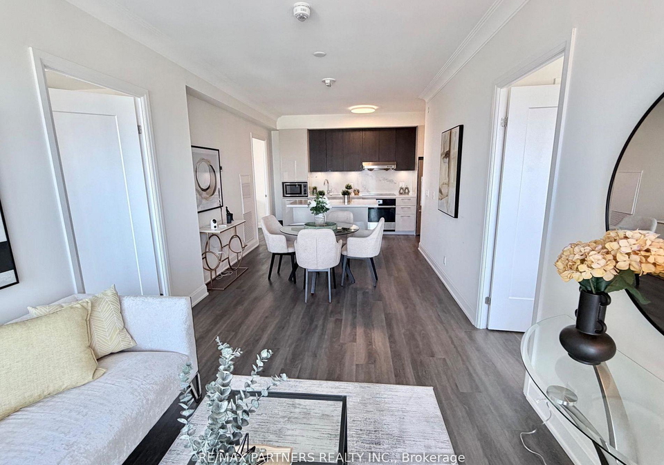 8-water-walk-drive-markham-ontario-n13195816