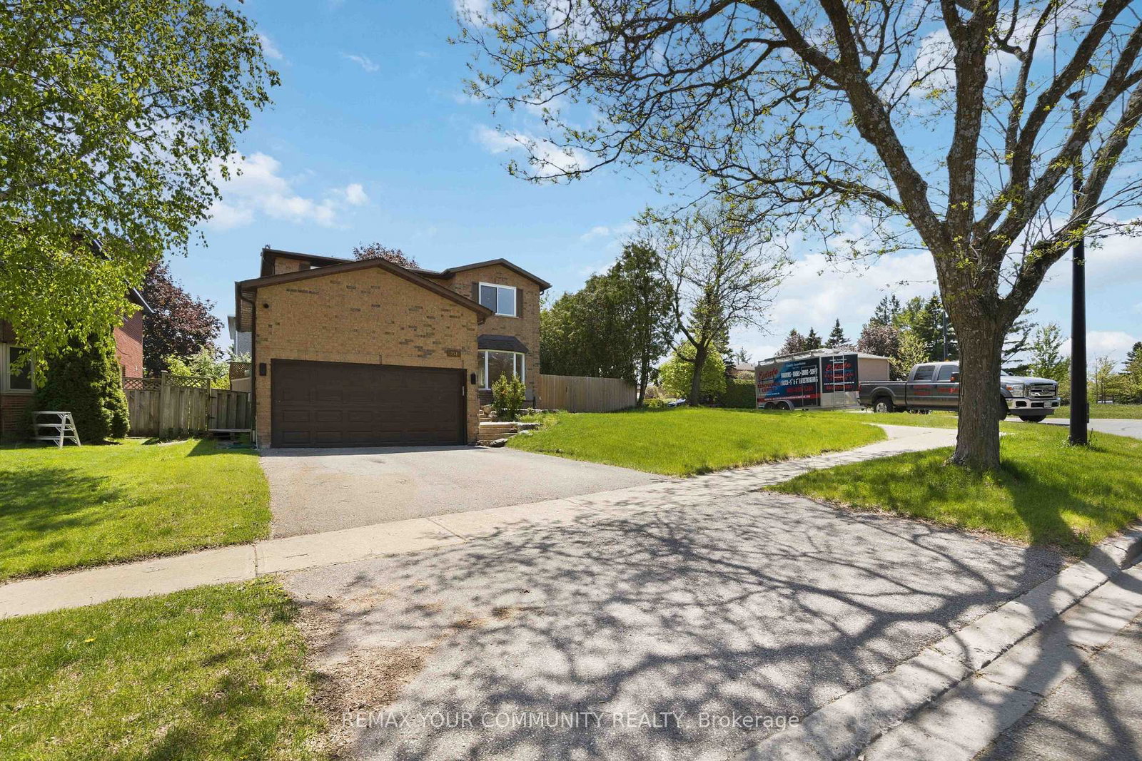 251-osmond-crescent-newmarket-ontario-n13195864