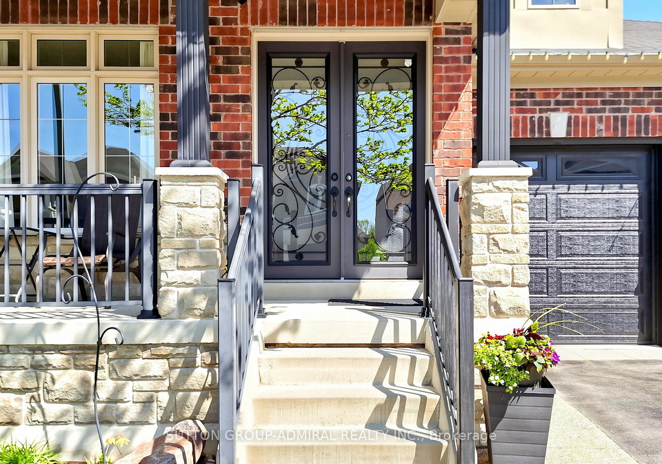 492-kwapis-boulevard-newmarket-ontario-n13197730