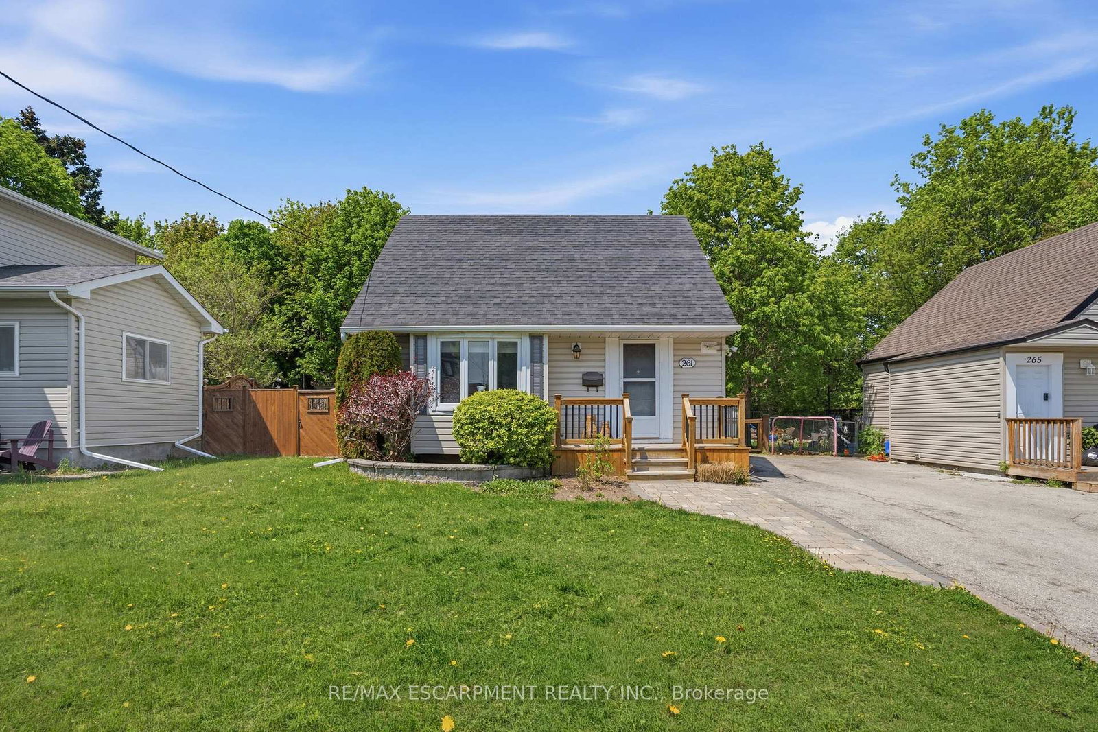 261-andrew-street-newmarket-ontario-n13200642
