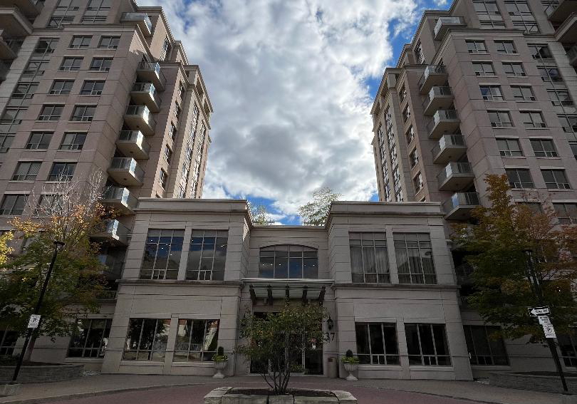 39-galleria-parkway-markham-ontario-n13203632