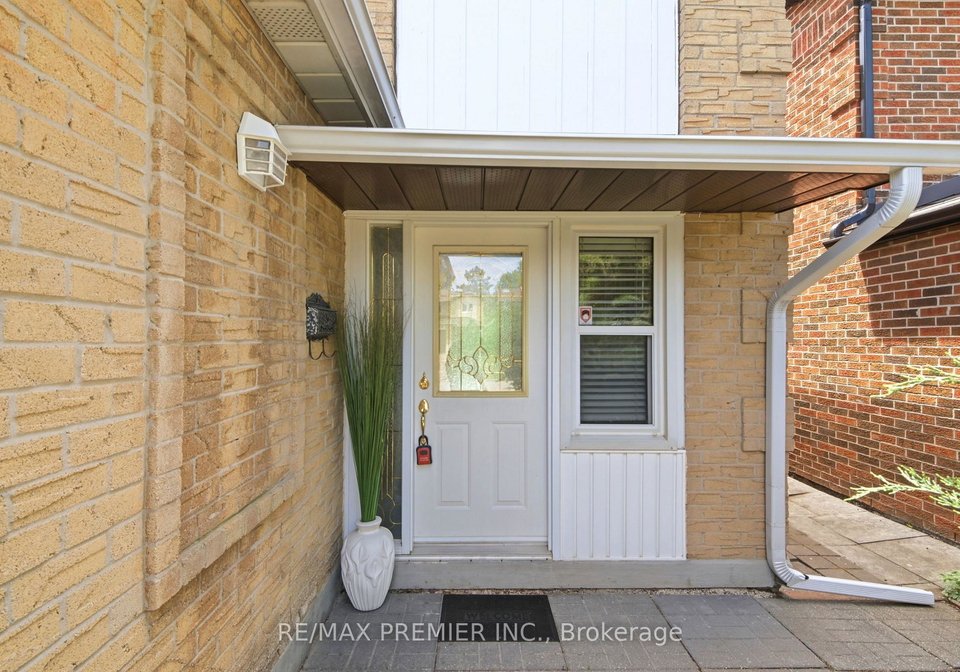 10-ashcroft-court-vaughan-ontario-n13206642