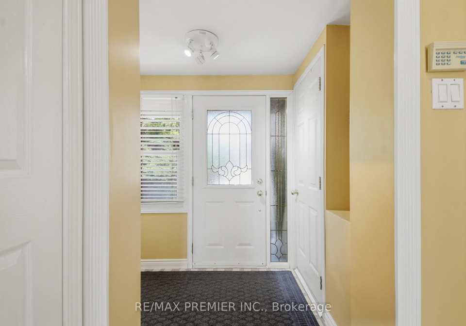 10-ashcroft-court-vaughan-ontario-n13206642