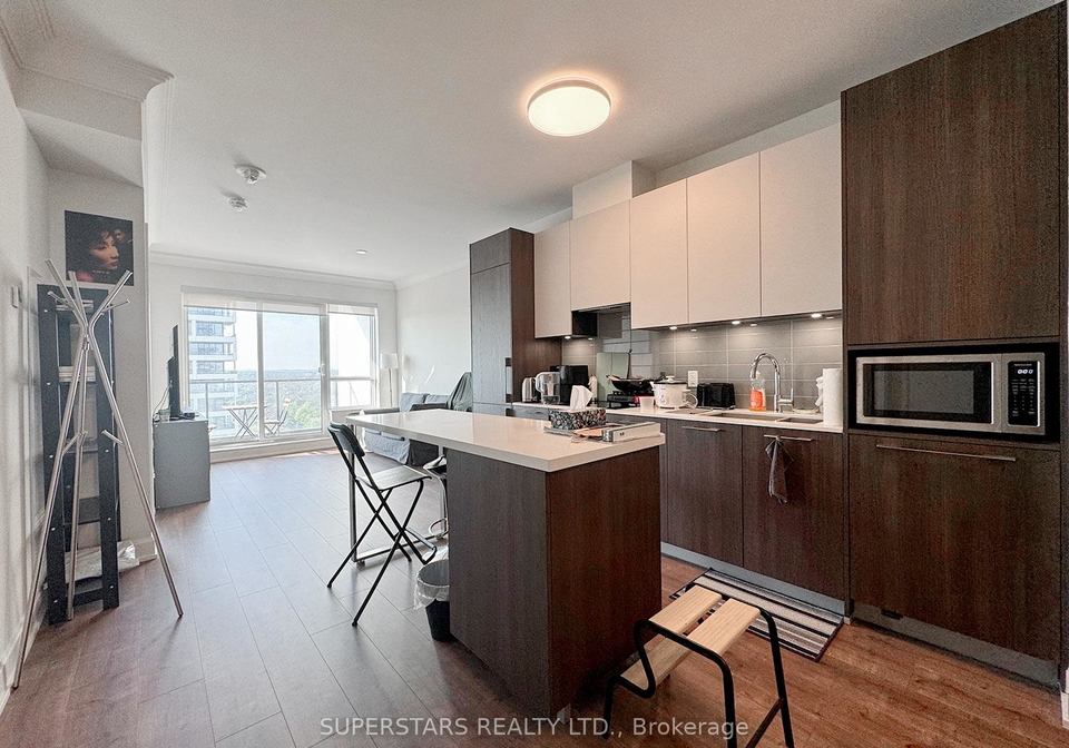 8-water-walk-drive-markham-ontario-n13206824