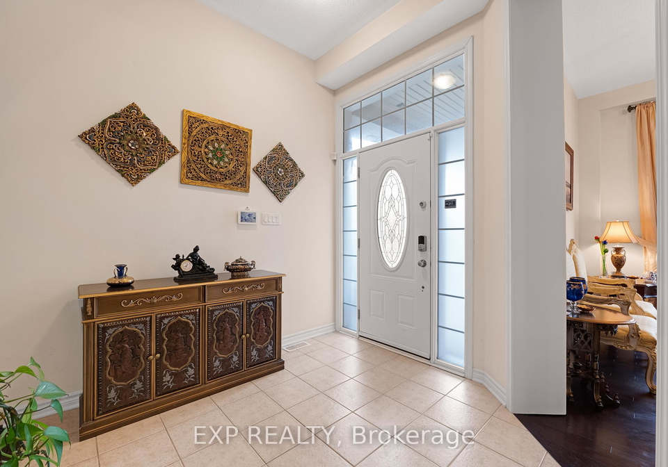 323-cheryl-mews-boulevard-newmarket-ontario-n13207068