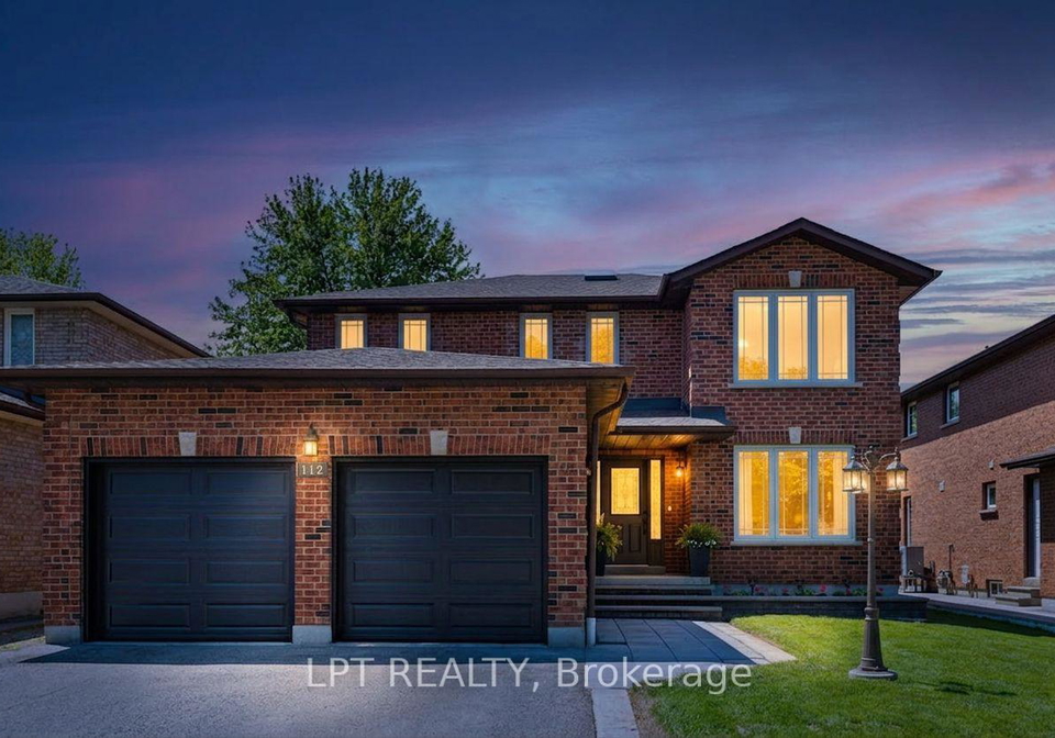 112-doris-crescent-newmarket-ontario-n13207080
