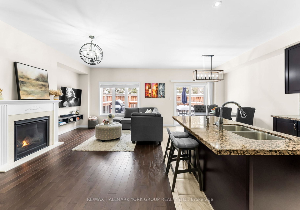 13-charmuse-lane-east-gwillimbury-ontario-n13207226
