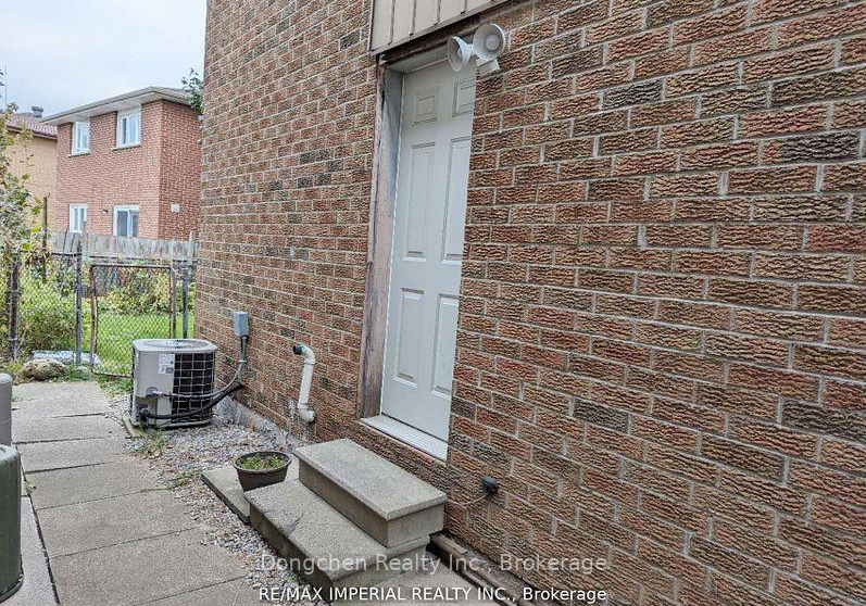 145-risebrough-circuit-markham-ontario-n13207416