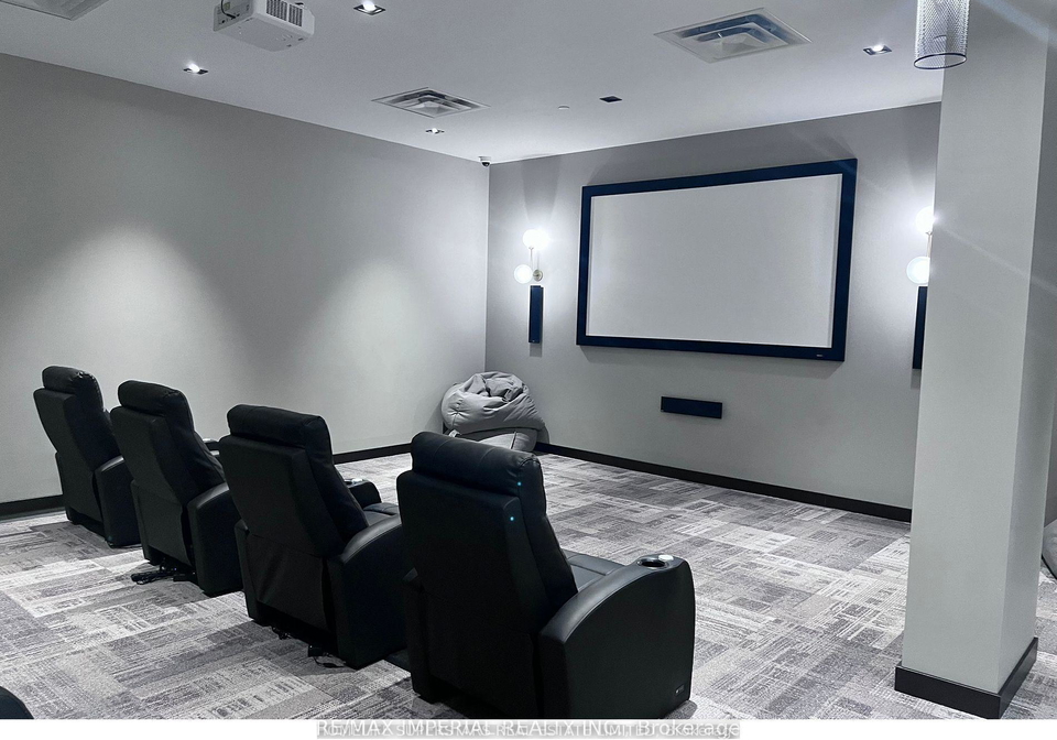 10-honeycrisp-crescent-vaughan-ontario-n13207686