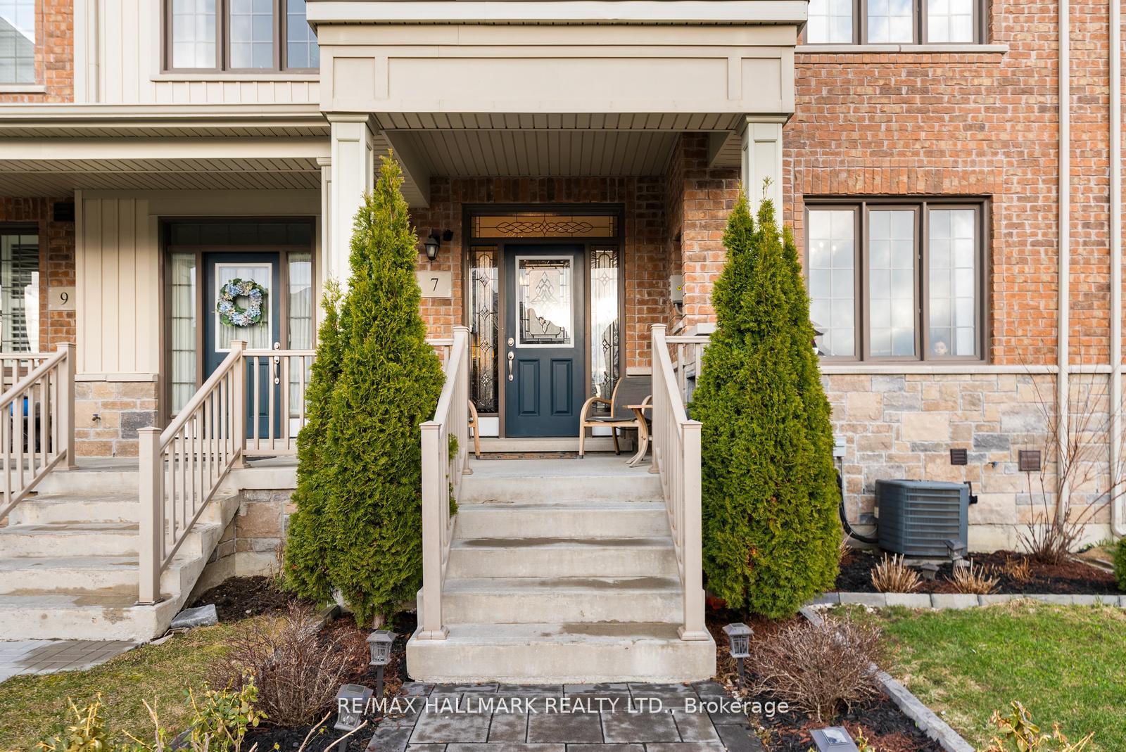 7-e-carratuck-street-east-gwillimbury-ontario-n13208056
