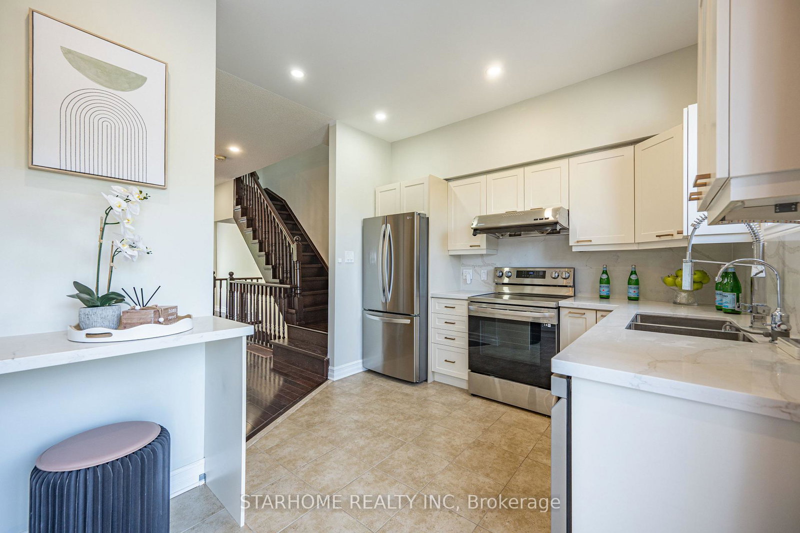 302-south-park-road-markham-ontario-n13208302