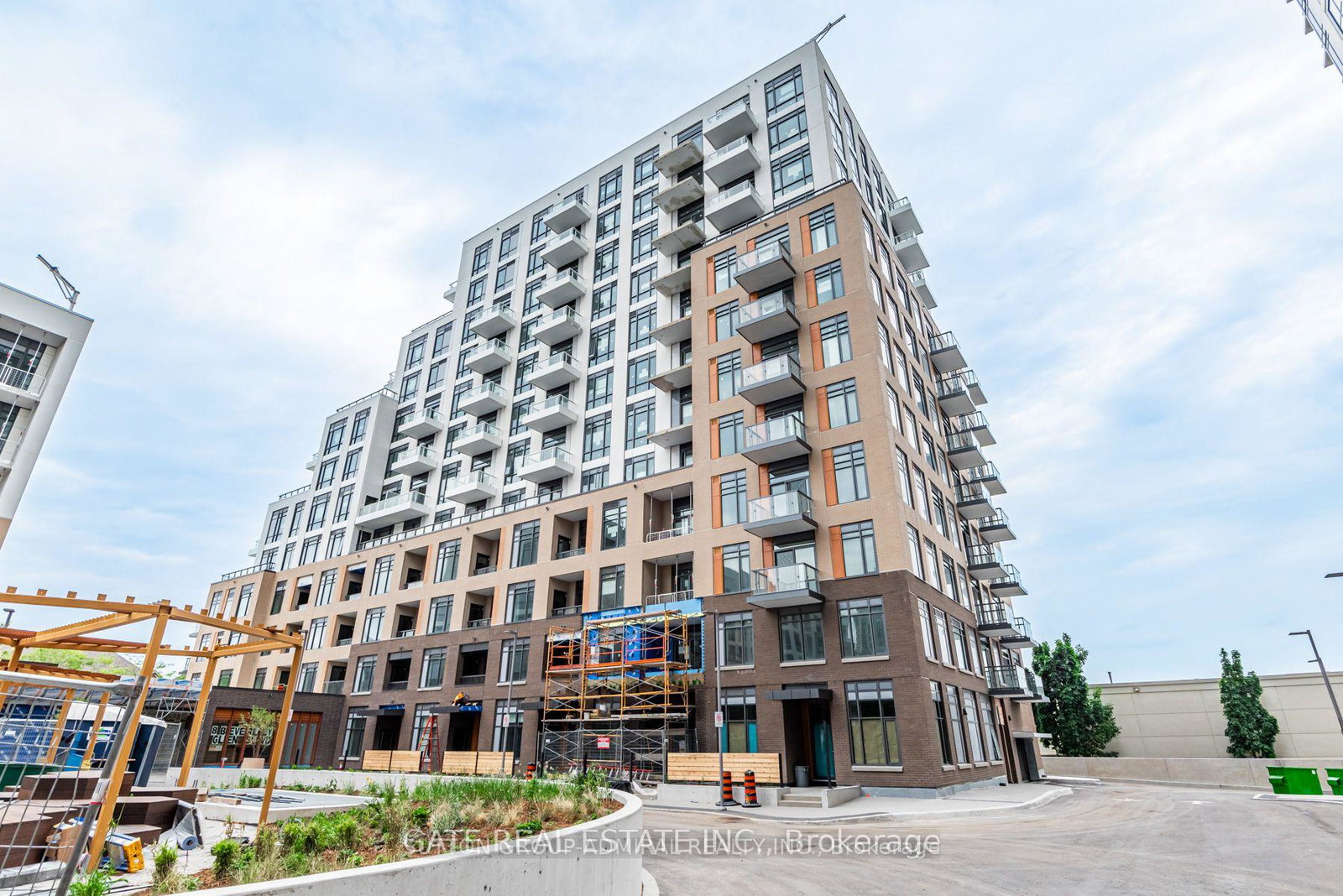 8-beverley-glen-boulevard-vaughan-ontario-n13208348