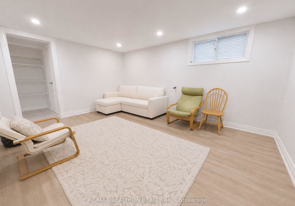 235-neal-drive-richmond-hill-ontario-n13209012