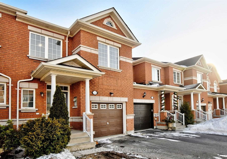 8-townwood-drive-richmond-hill-ontario-n13209182