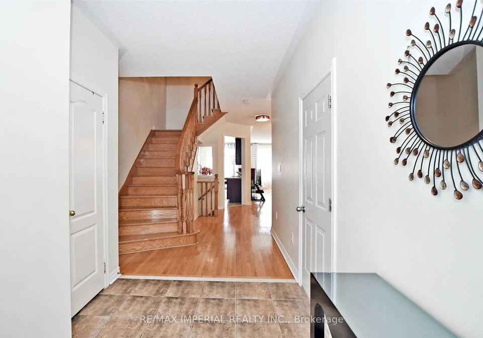 8-townwood-drive-richmond-hill-ontario-n13209182