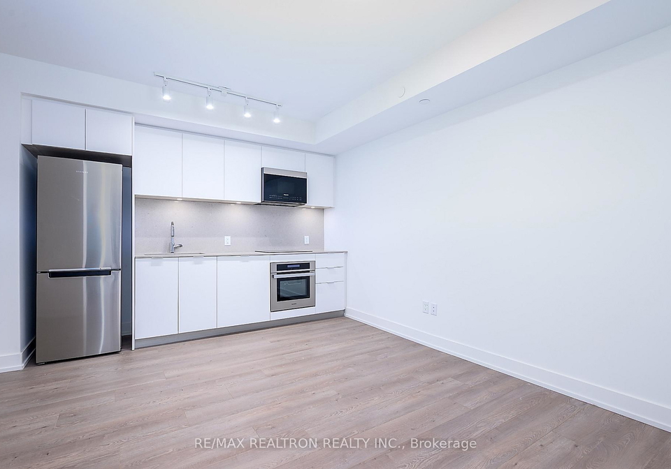8-cedarland-drive-markham-ontario-n13209246
